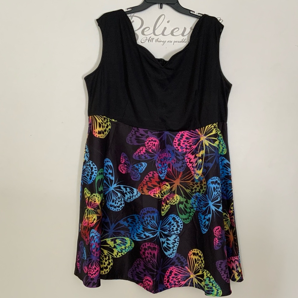 Colorful Black Sleeveless Dress